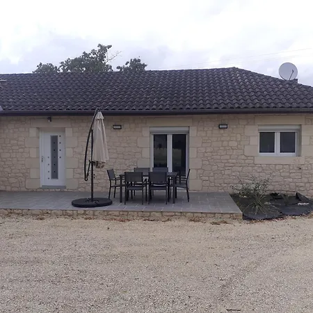 Maison Perigord بيت للعطل Saint-Cernin-de-lʼHerm
